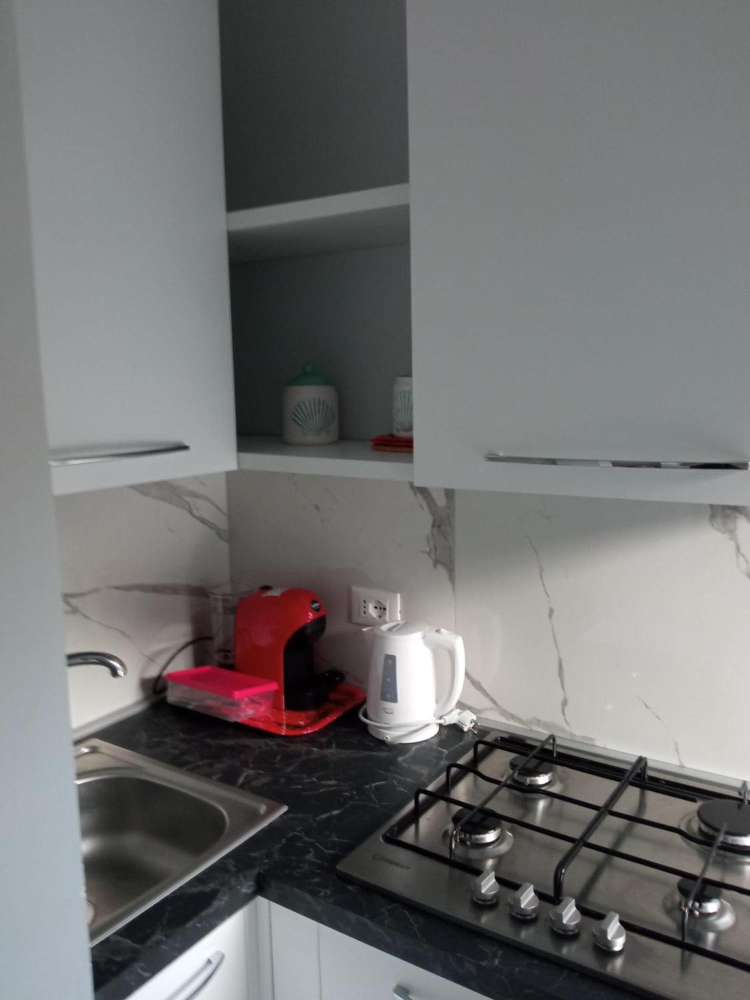 Wh - Cuore Home - Attico Monolocale Con Parcheggio Gratuito - 5 Minuti Dal Centro - Wifi San Remo Exterior foto
