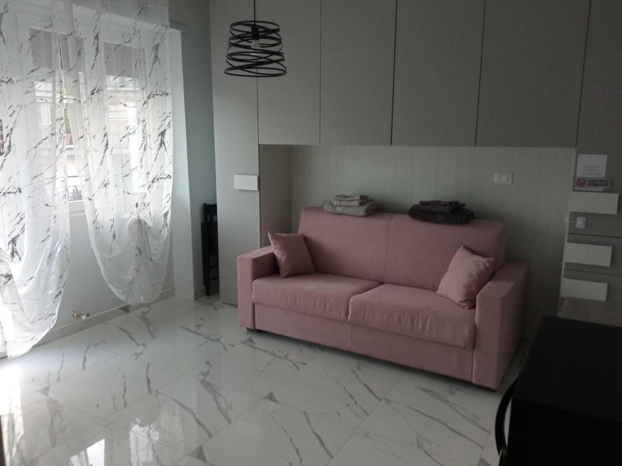 Wh - Cuore Home - Attico Monolocale Con Parcheggio Gratuito - 5 Minuti Dal Centro - Wifi San Remo Exterior foto